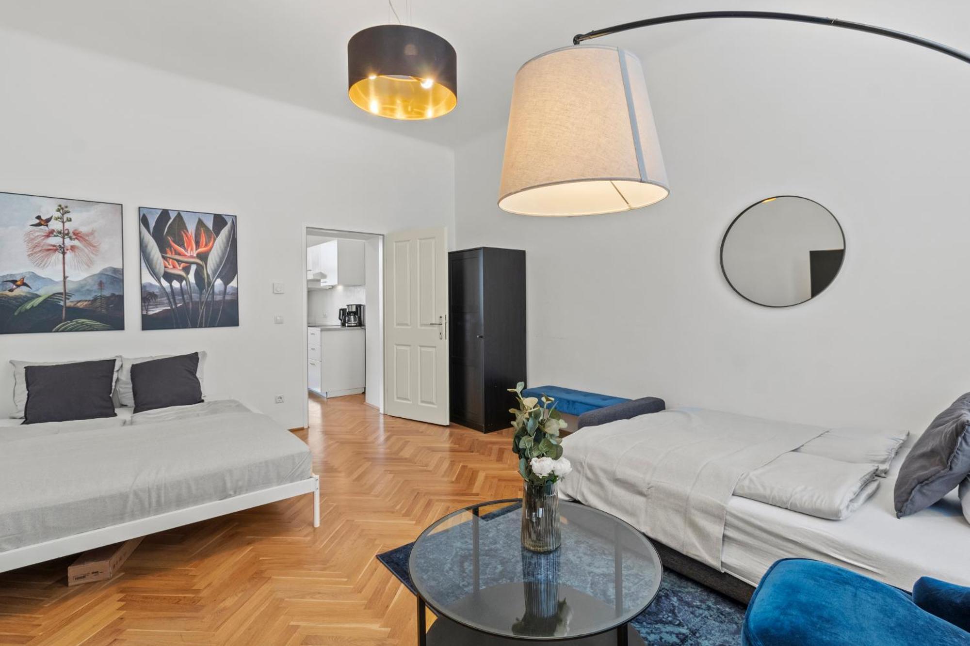 Balcony Apartment, 4 Min To U3 Zipperer Strasse Appartamento *