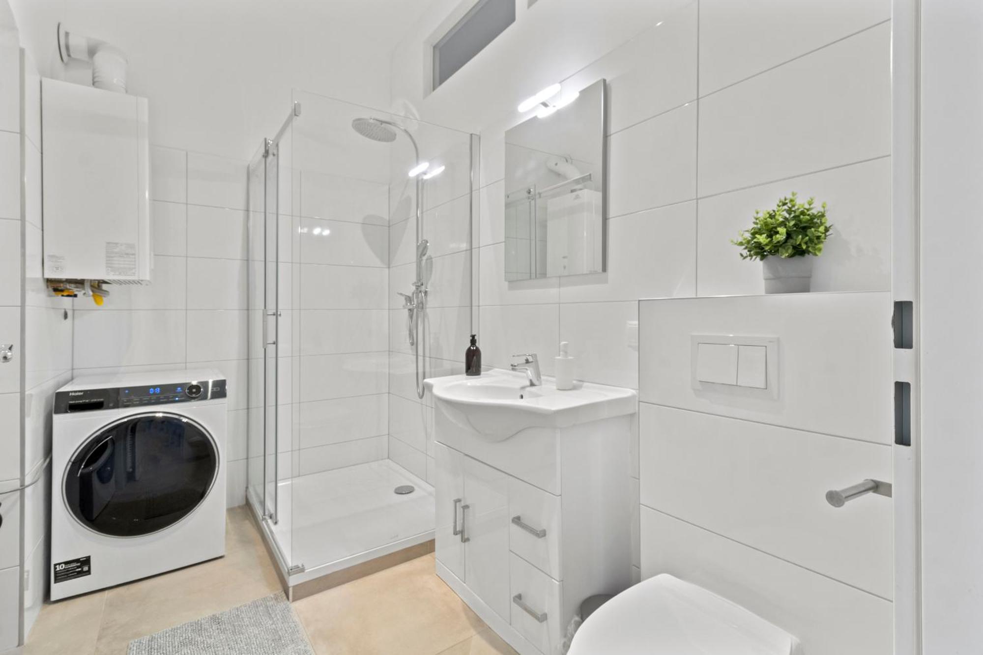 Balcony Apartment, 4 Min To U3 Zipperer Strasse Appartamento