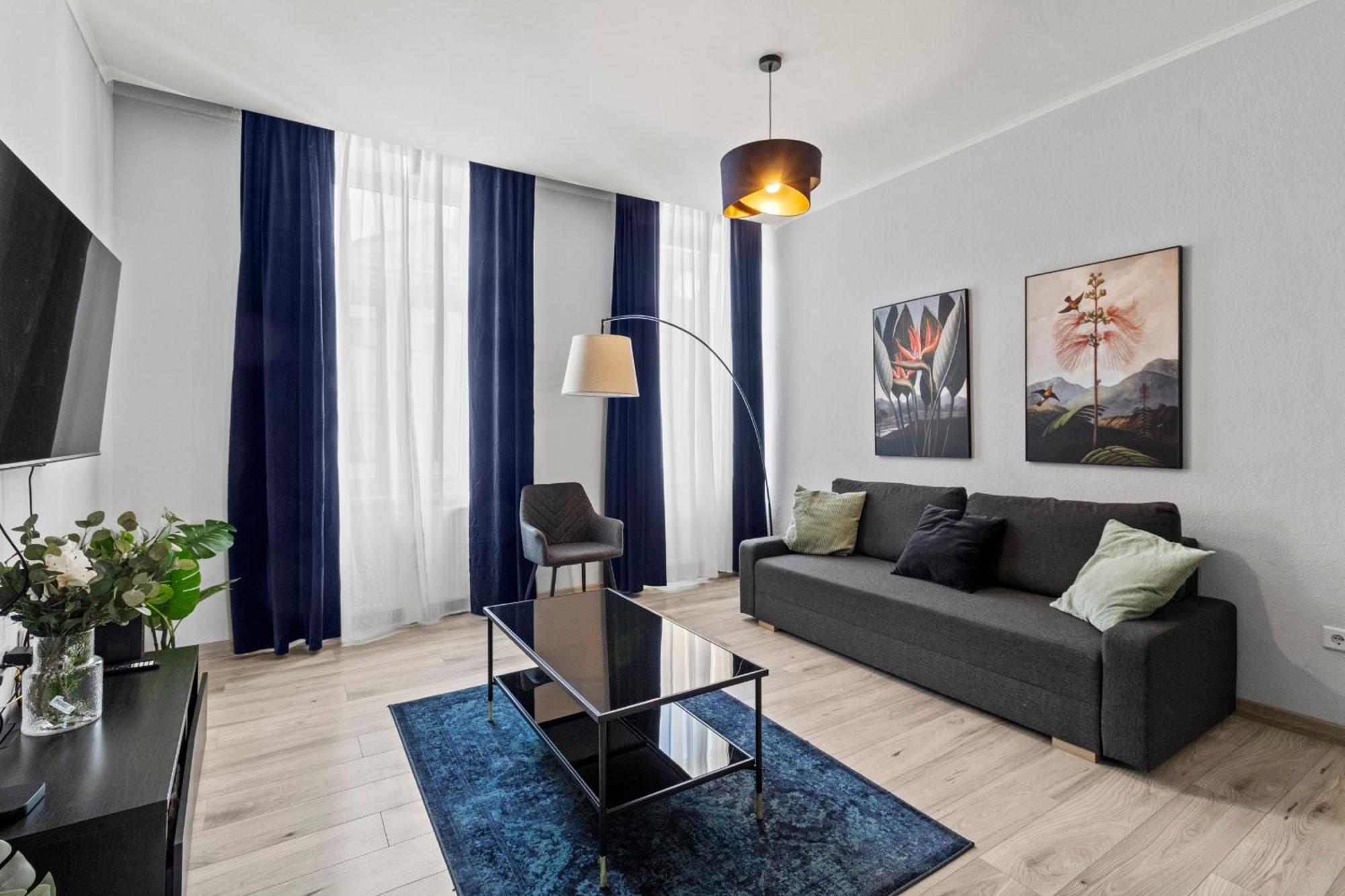 Balcony Apartment, 4 Min To U3 Zipperer Strasse Appartamento